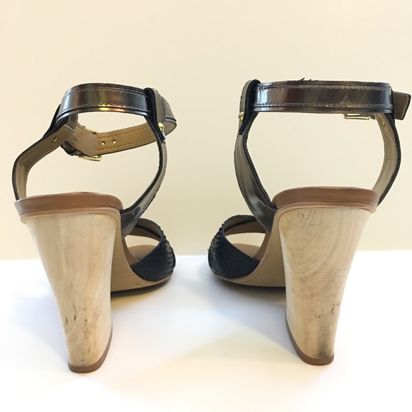 SOLD - Dolce Vita Kelly Sandal - Picture 6 of 8
